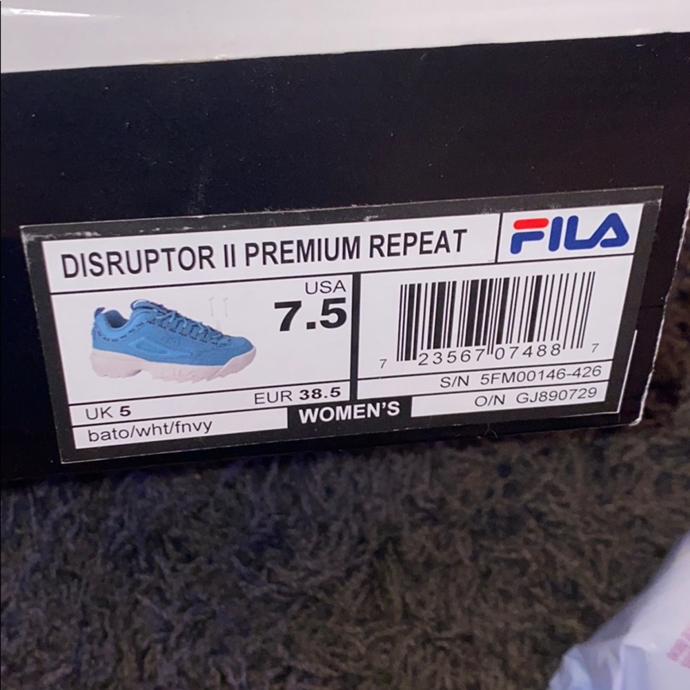 Filas - Picture 3 of 3